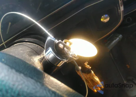 1988 Ford F150 из США, поврежденный, VIN 1FTEF14Y9JNA68053